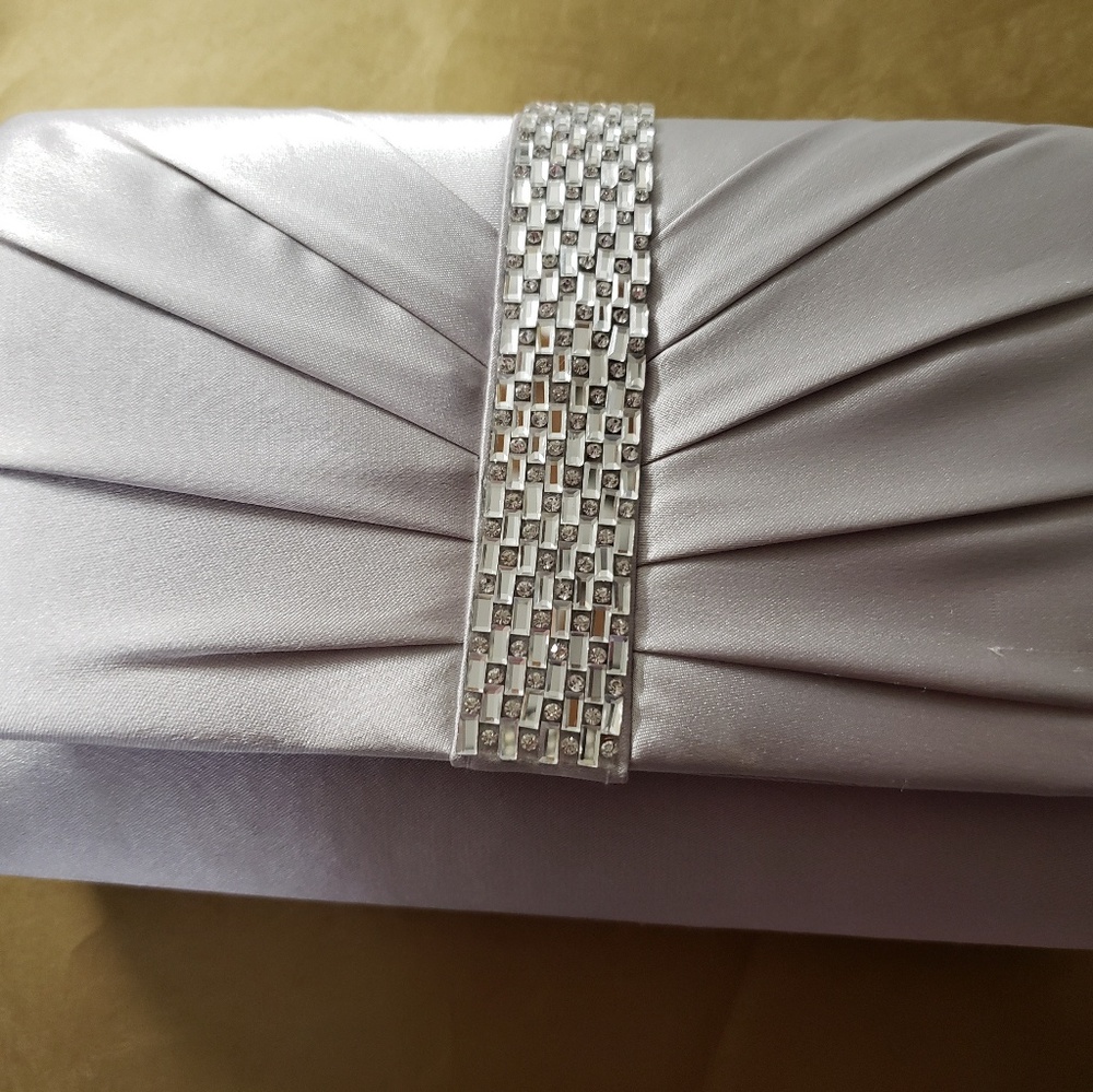🐞Gunne Sax Silver Satin & Blinged Out Purse Clutch